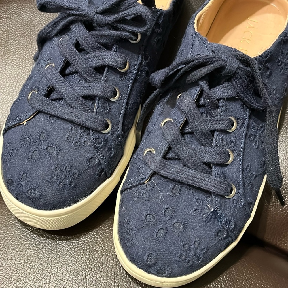 Jack Rogers Lace Up Eyelet Low Top Sneakers Midnight Navy Blue size 5.5